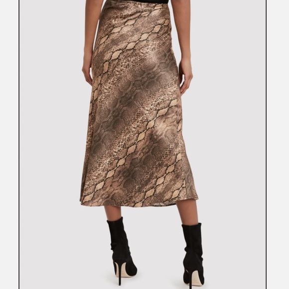 ANDAMANE BELLA PITON SNAKE PRINT MIDI SKIRT - Picture 5 of 10